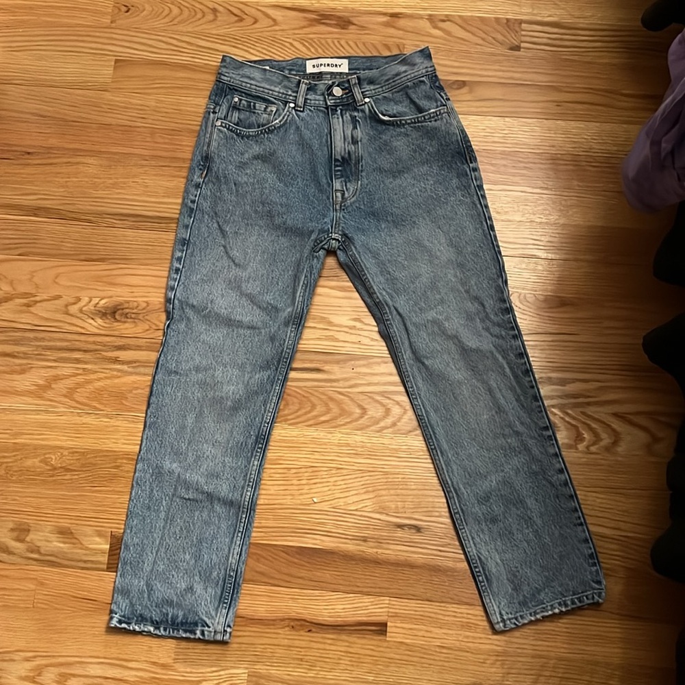 Super Dry High-Waisted Jeans in light wash